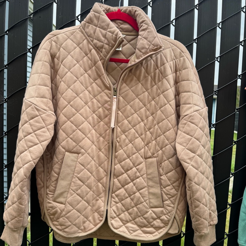 Avalanche Light Pink Quilted Zip up jacket size M